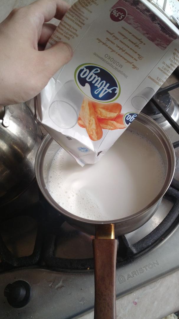 Home yoghurt making