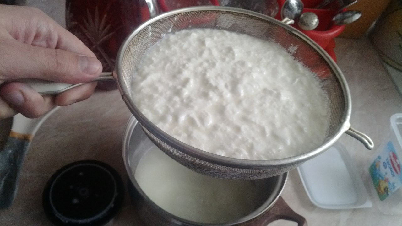 Home yoghurt making