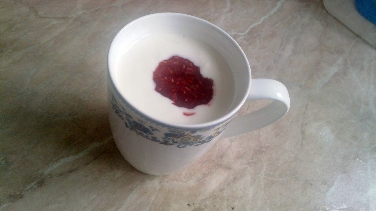 Home yoghurt making