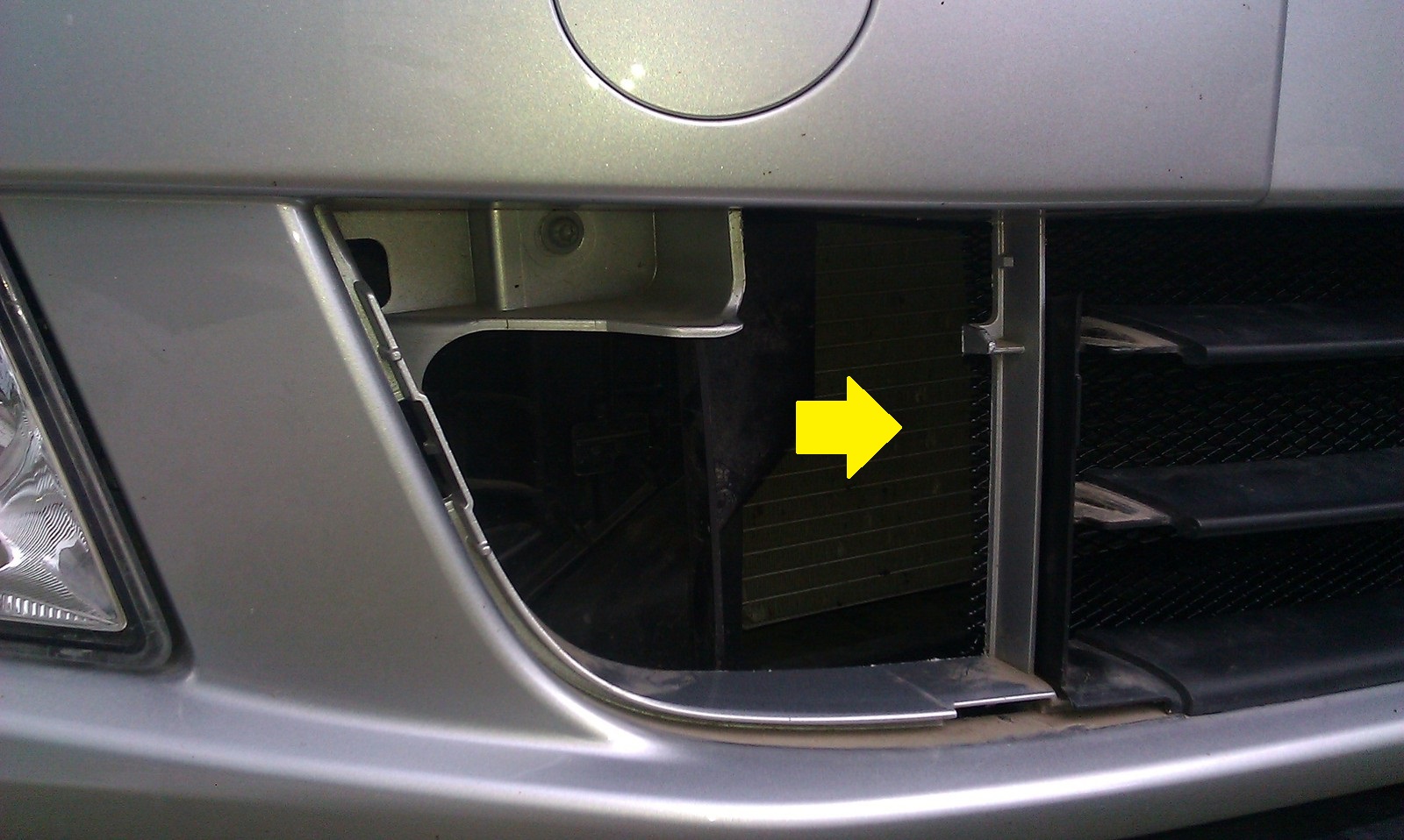 Skoda Roomster - Front net - 04